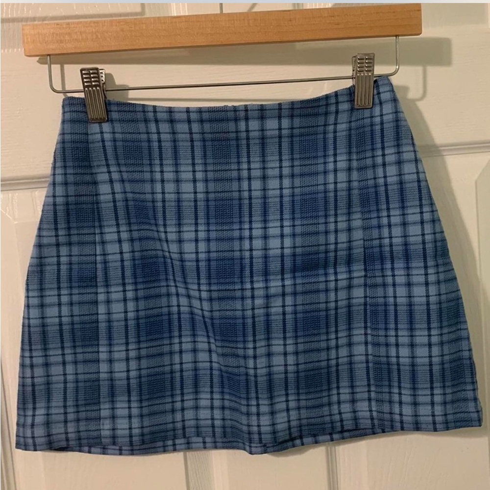 brandy melville blue plaid mini skirt